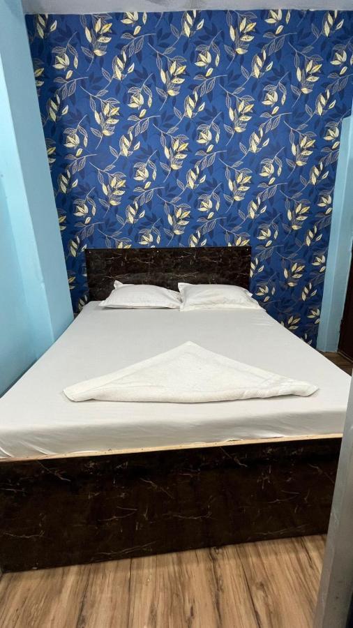 Krishna P. Guest House Varanasi Ngoại thất bức ảnh